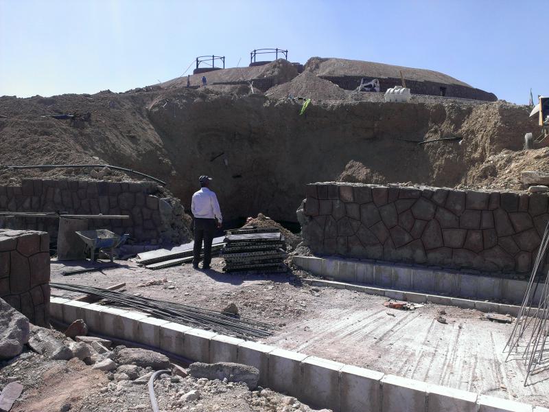 ساخت سرویس های بهداشتی در تپه عباس آباد تهران